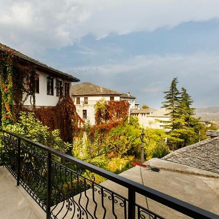 Guest House Tea Gjirokaster Luaran gambar