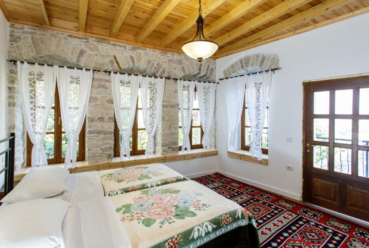 Guest House Tea Gjirokaster Luaran gambar